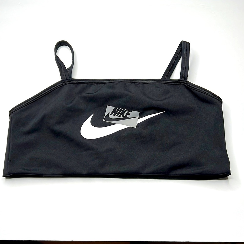 Nike sports bra size large